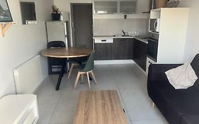 maison entre plage marais et forêt